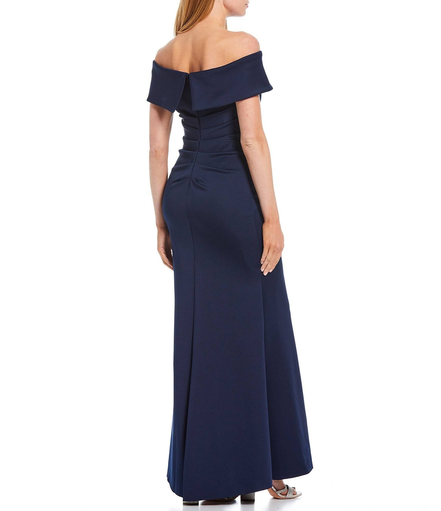 Xscape Women s Off-The-Shoulder Ruched Gown - Hunter - Size 6