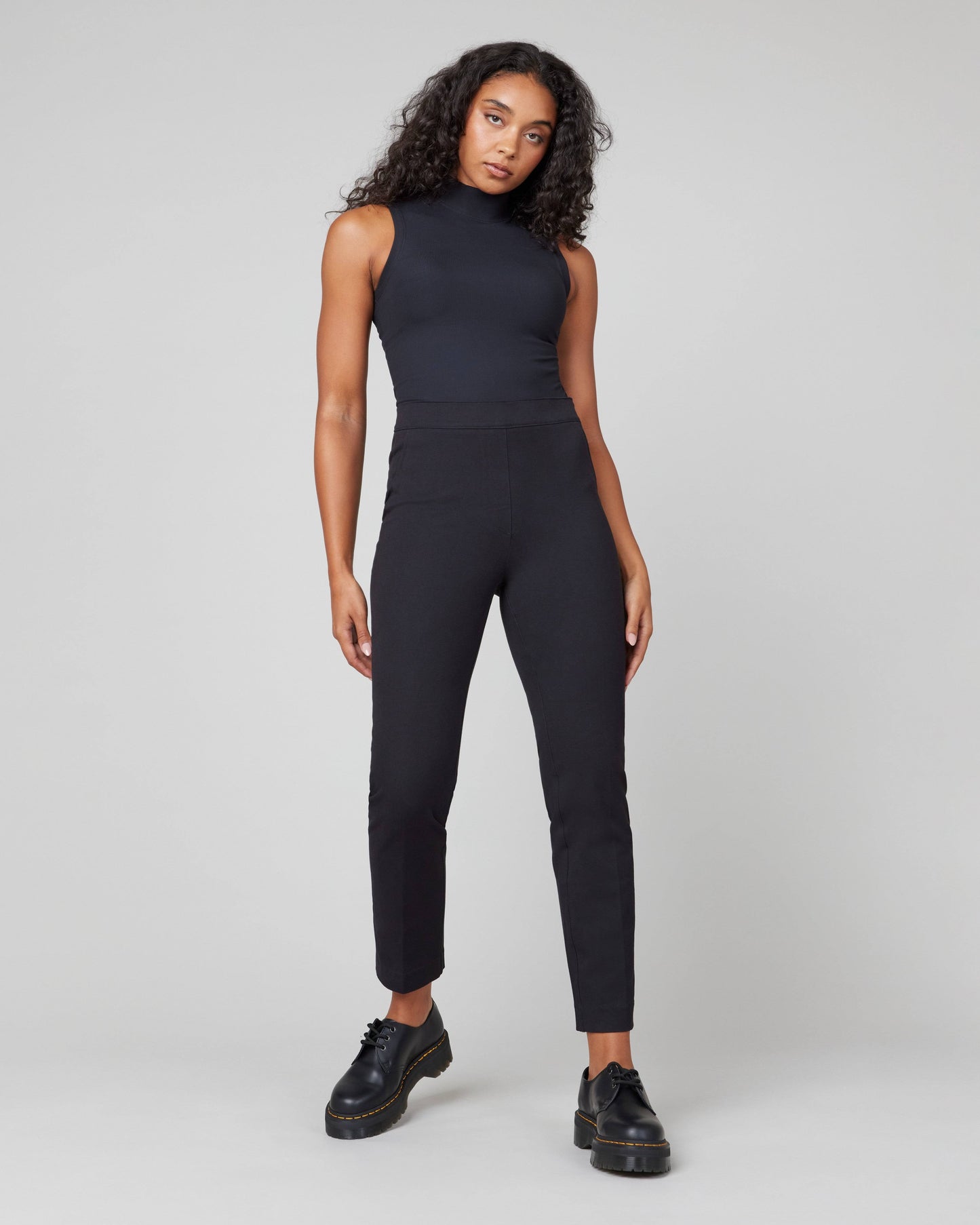 Spanx On The Go Slim Straight Ankle Pants In Classic Black